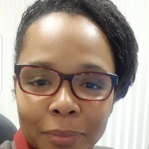 Meet your Posher, Yolanda